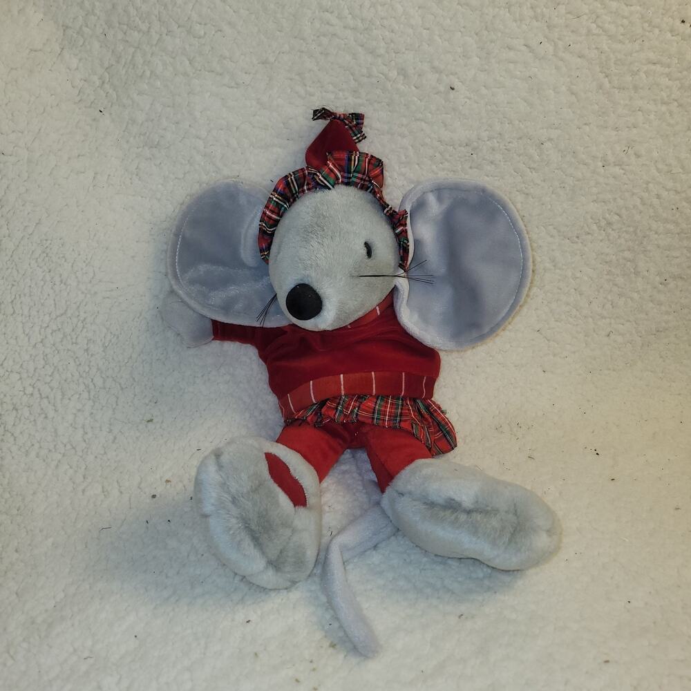 Vintage‎ Gray Commonwealth Mouse Plush 15" Red Sweater Hat & Scarf 1990